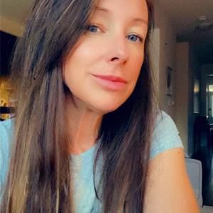 Meet your Posher, Angie